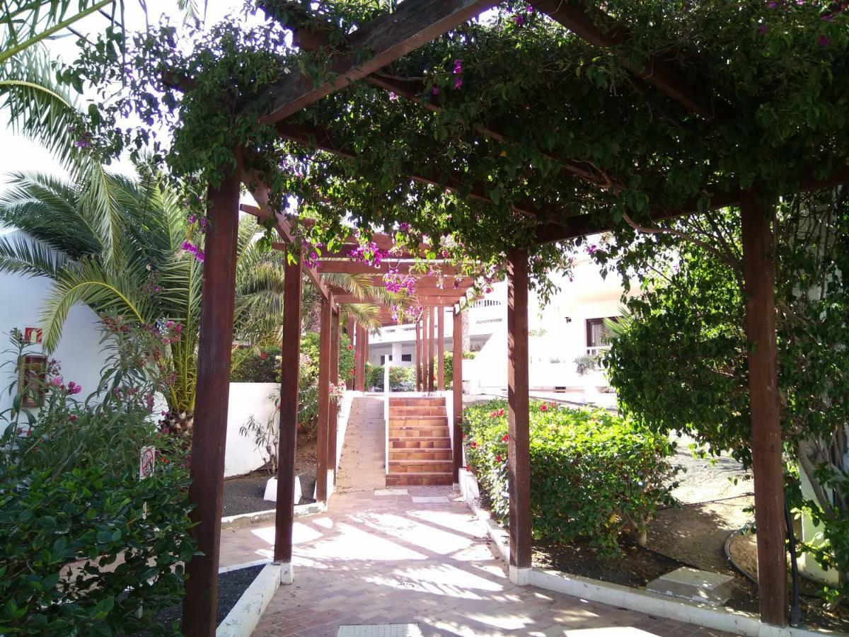 Pistachio Apartment Lanzarote Apartment Costa Teguise Exterior foto